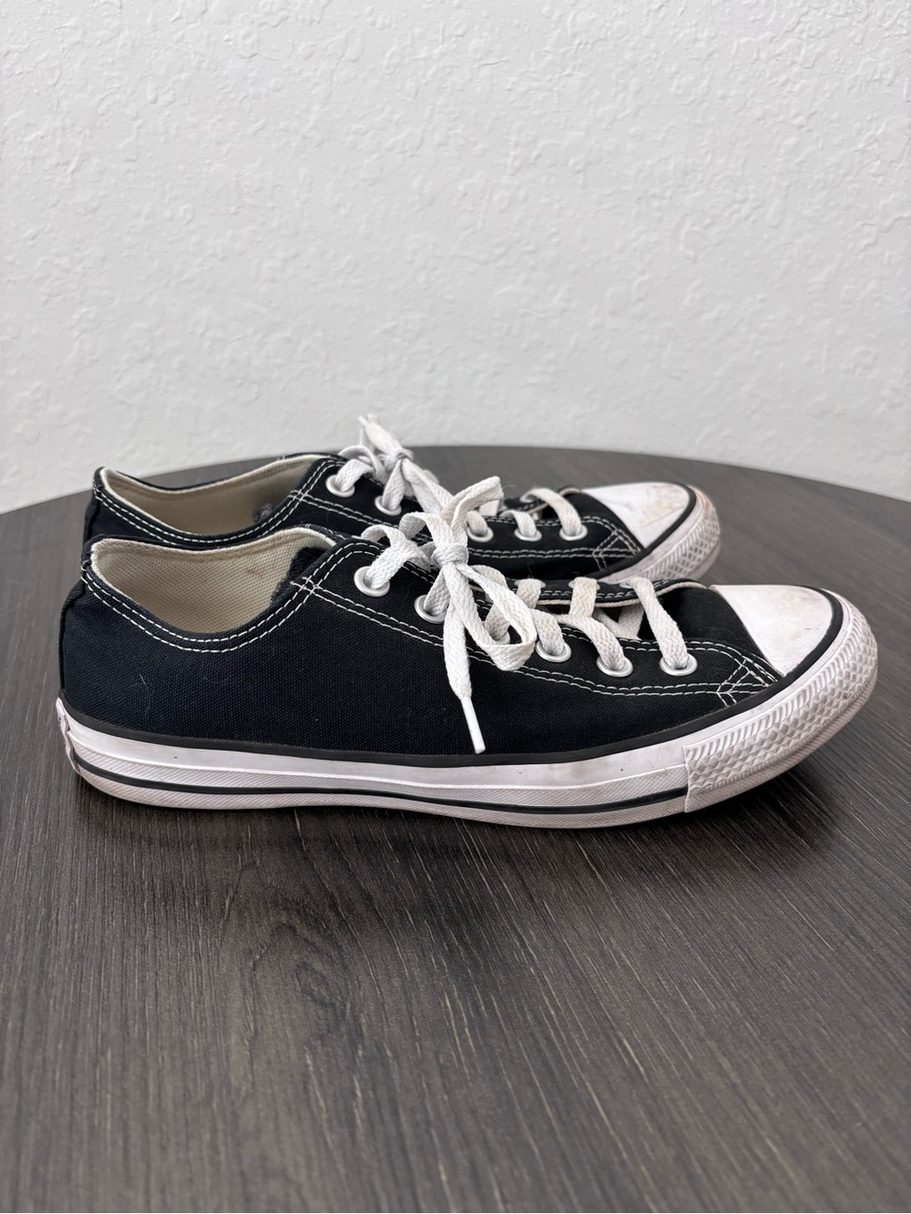 Converse Black Low Top Sneakers with White Accents - Picture 3 of 6